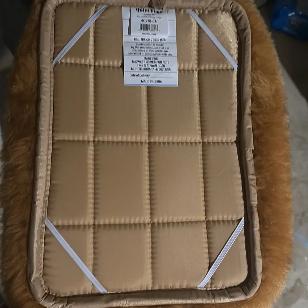 Small cat bed